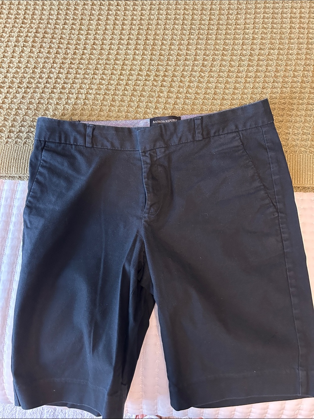 Banana Republic Women’s Black Chino Shorts